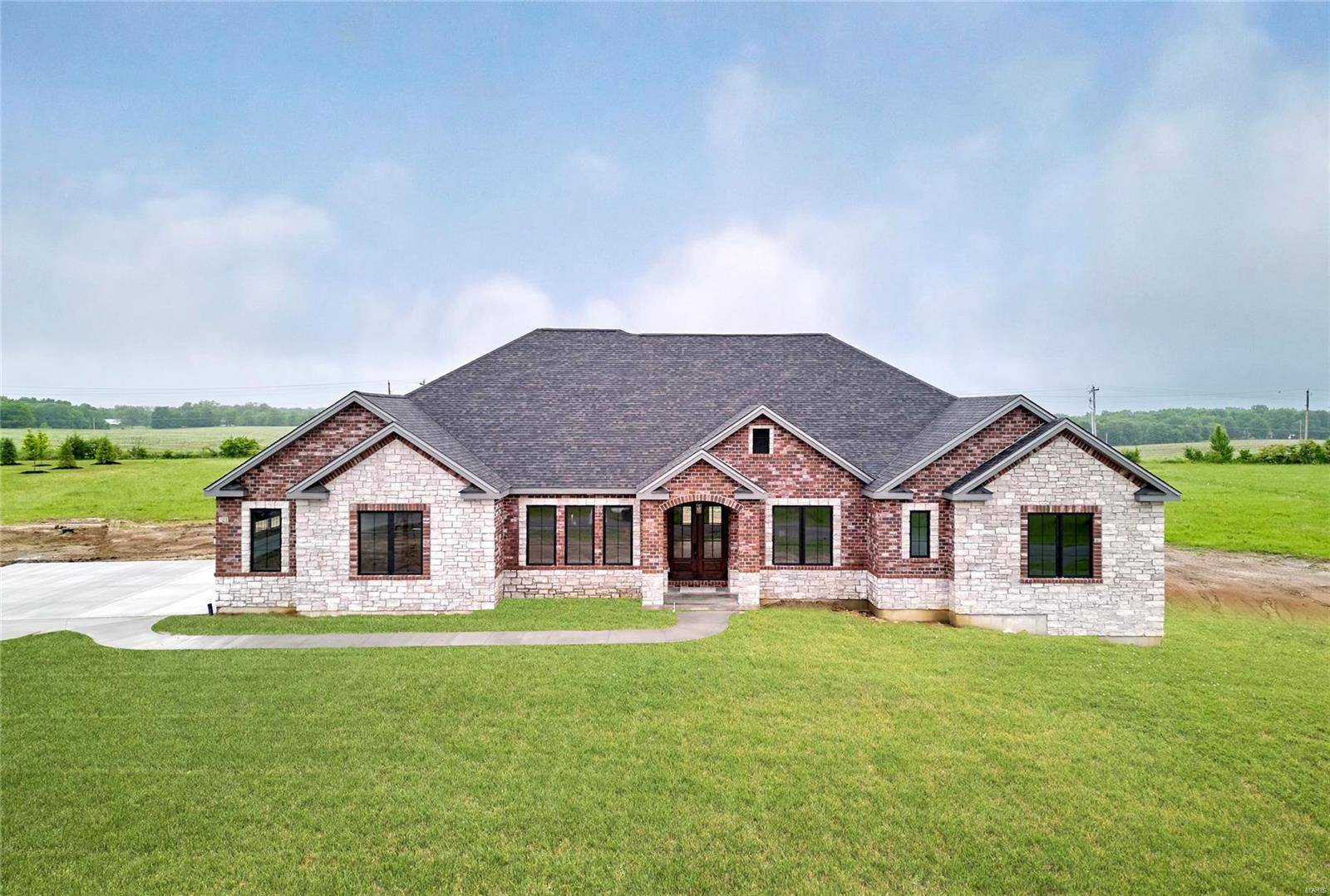 Defiance, MO 63341,321 Lakeland Ct