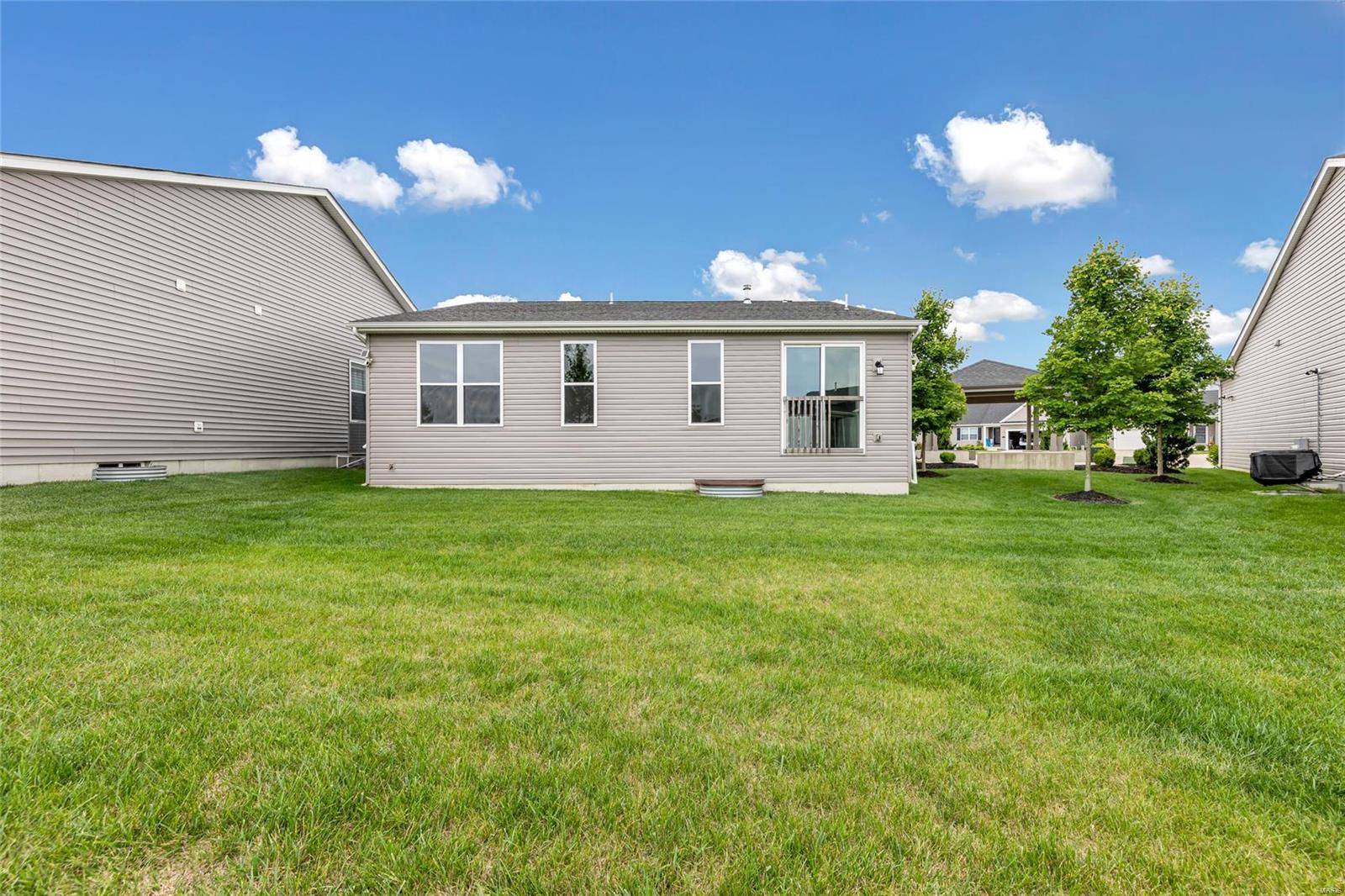 St Peters, MO 63376,183 Rhythm Point DR