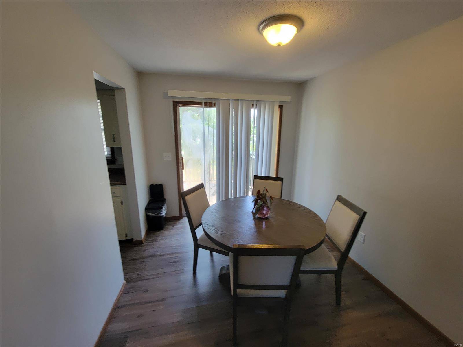 St Robert, MO 65584,201 Country Villa LN