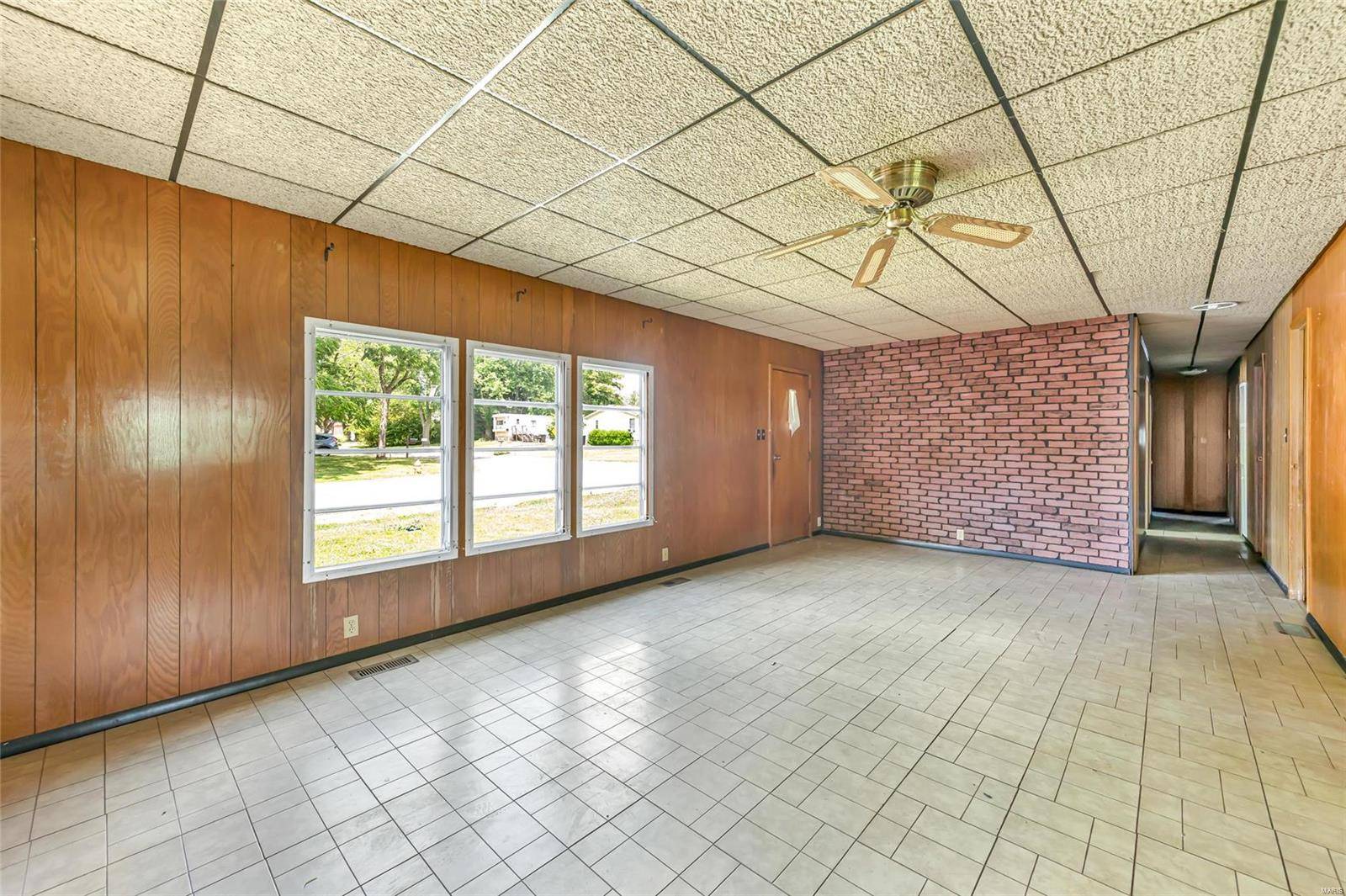 Fairview Heights, IL 62208,720 Fairfield DR