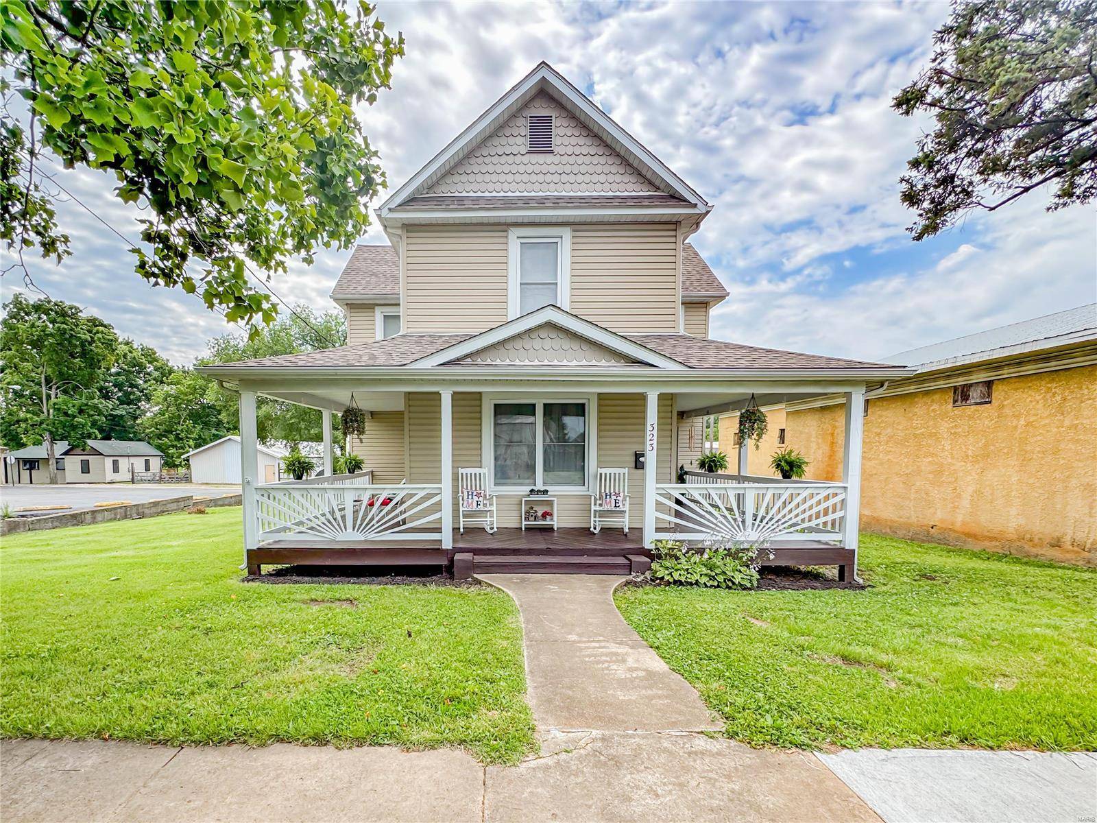 Bonne Terre, MO 63628,323 N Division St