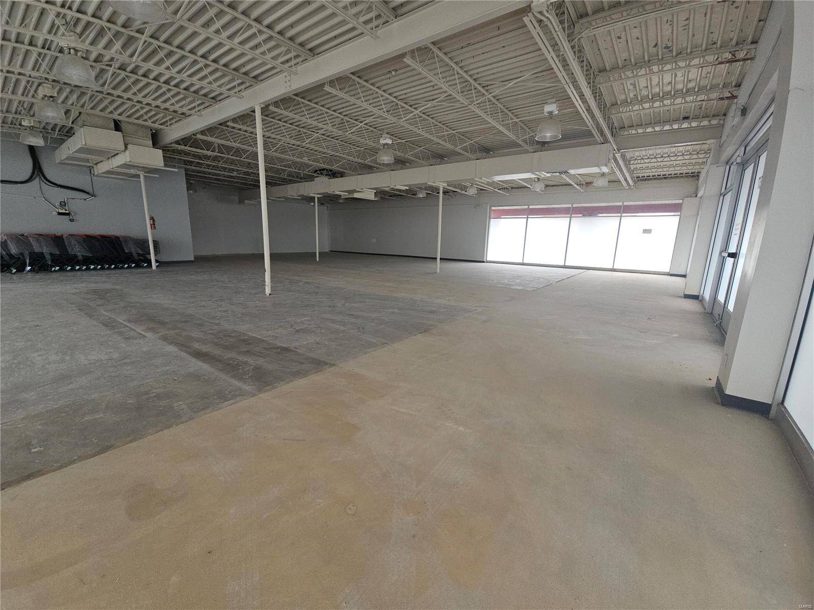 Bridgeton, MO 63044,11437 Saint Charles Rock RD