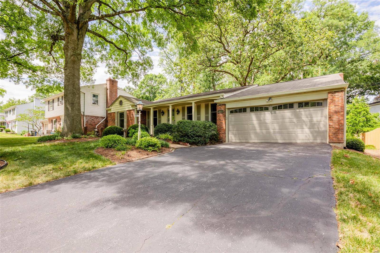 St Louis, MO 63122,1161 N Berry RD