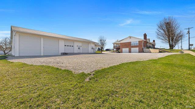 Warrenton, MO 63383,23 Whispering Pine LN #Garage