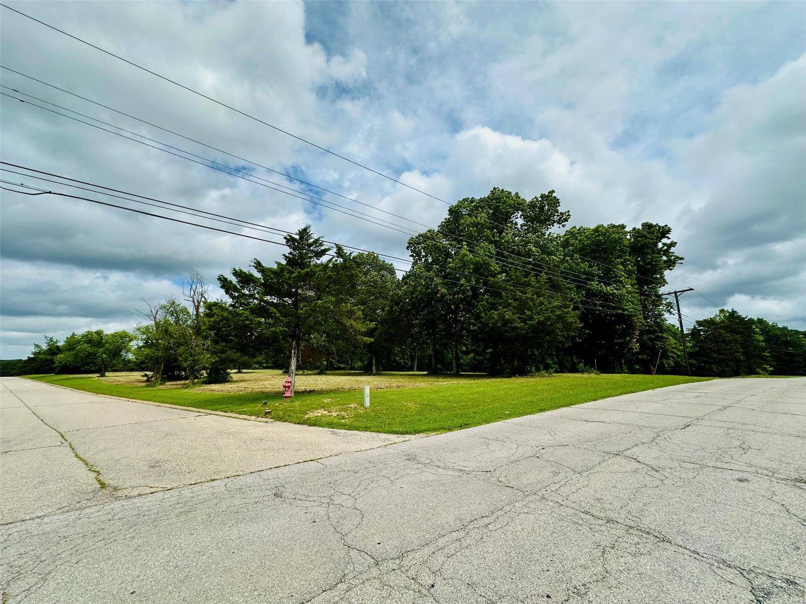 Houston, MO 65483,0 N Oakhill DR