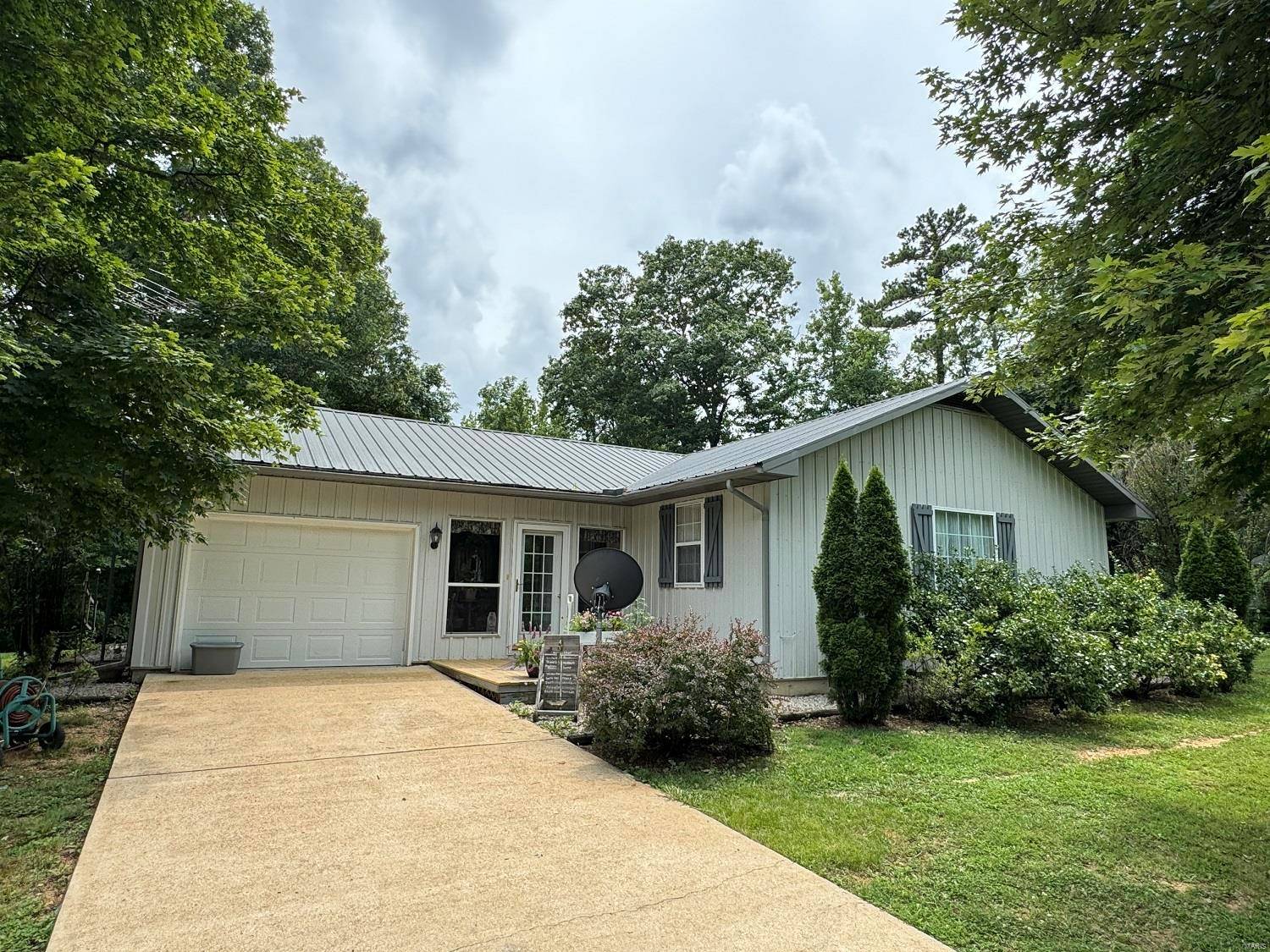 Doniphan, MO 63935,1837 Forest Road 61