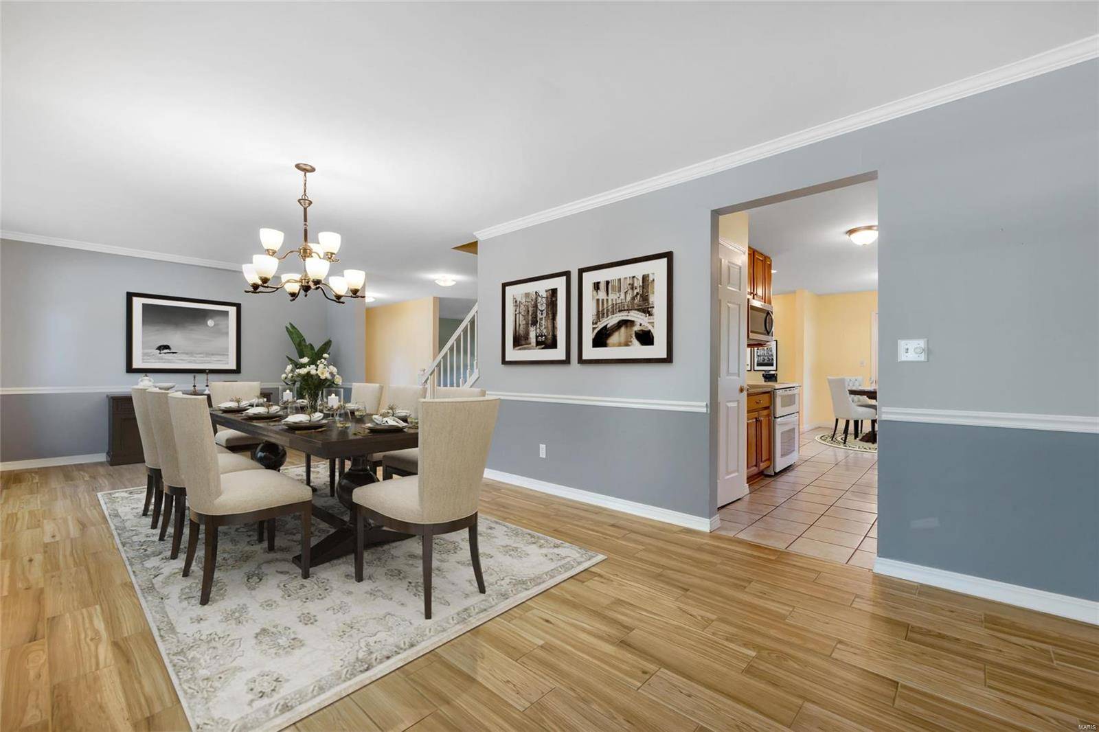 St Louis, MO 63129,3639 Cinnamon Tree LN