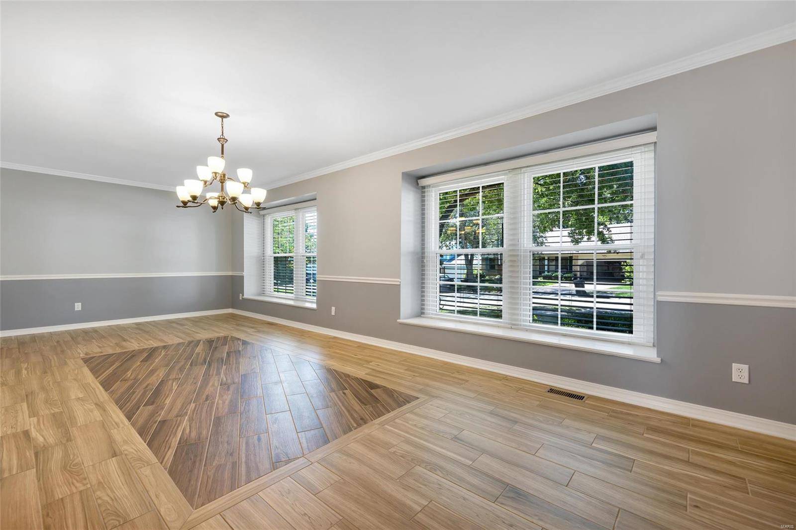 St Louis, MO 63129,3639 Cinnamon Tree LN