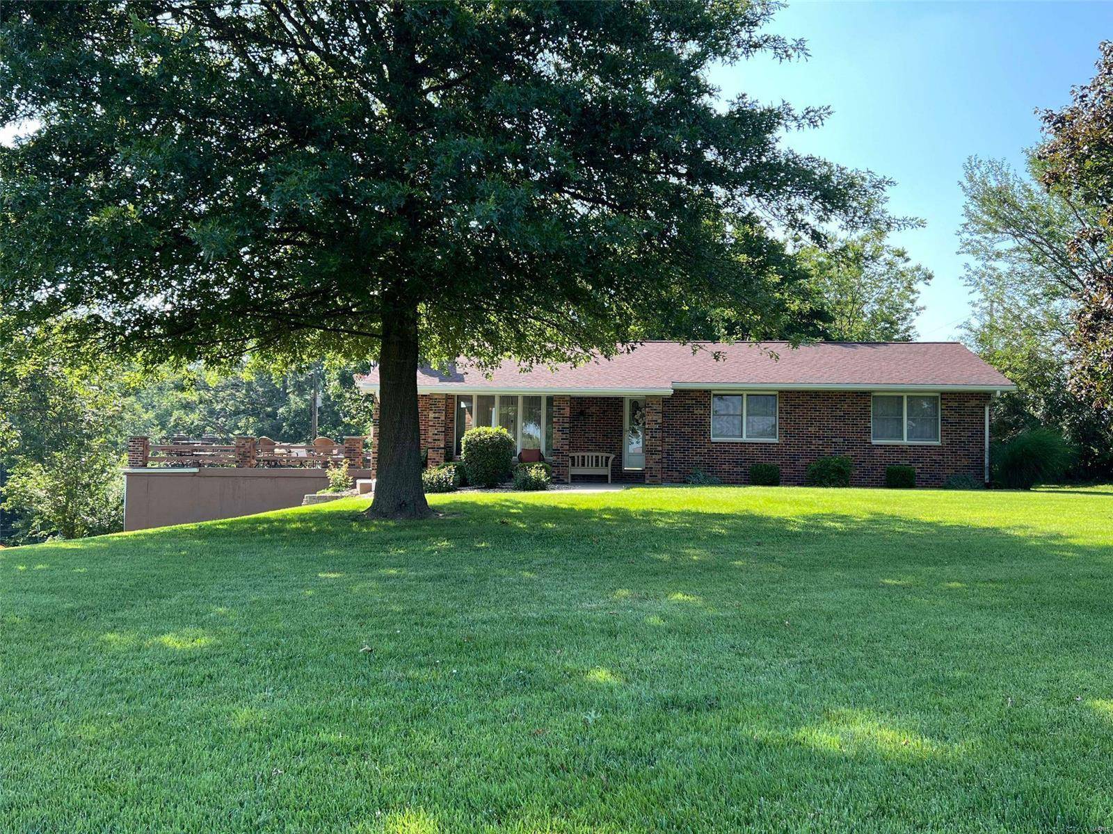 Palmyra, MO 63461,5937 County Road 324