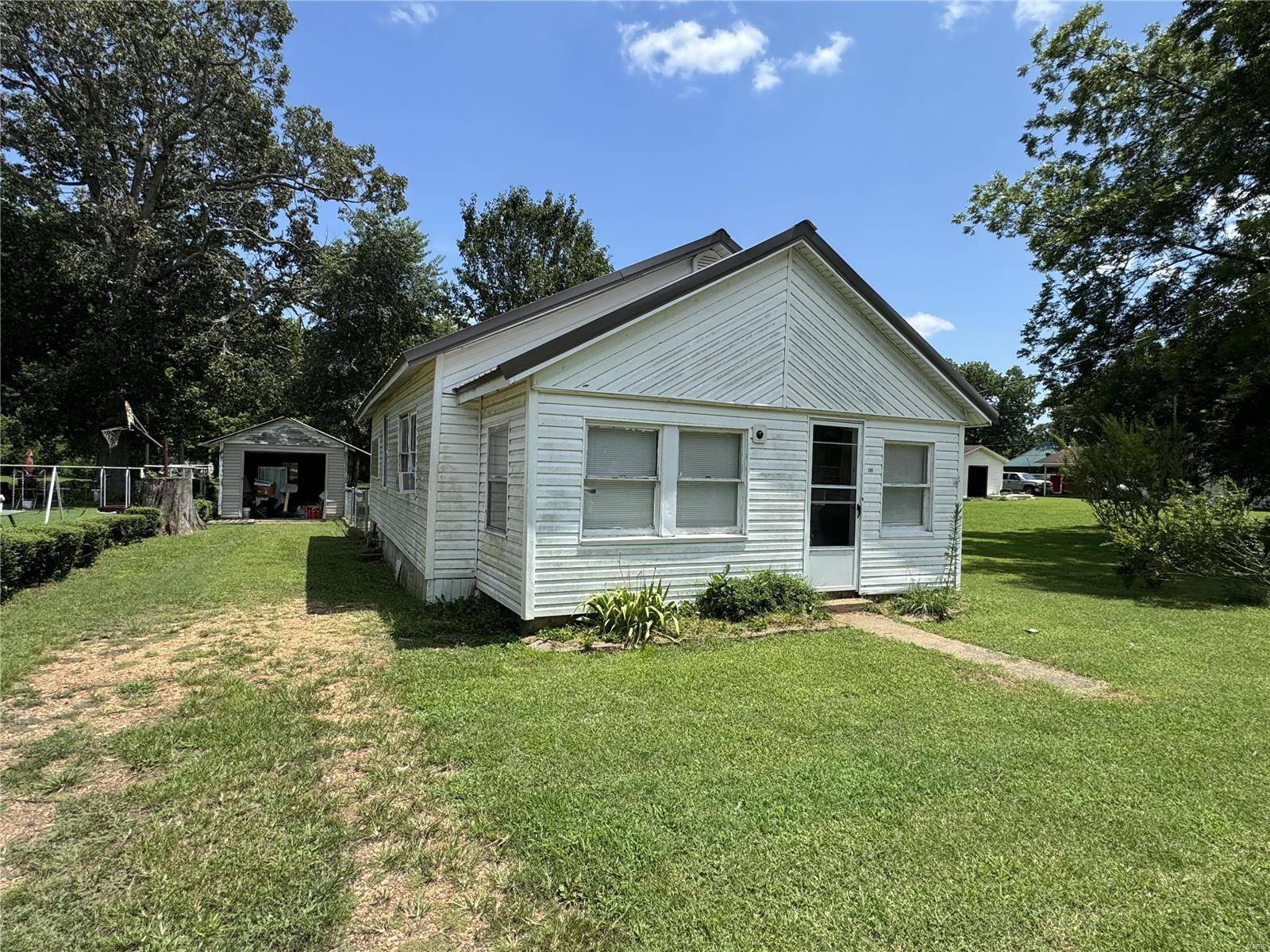 Naylor, MO 63953,208 Horton ST