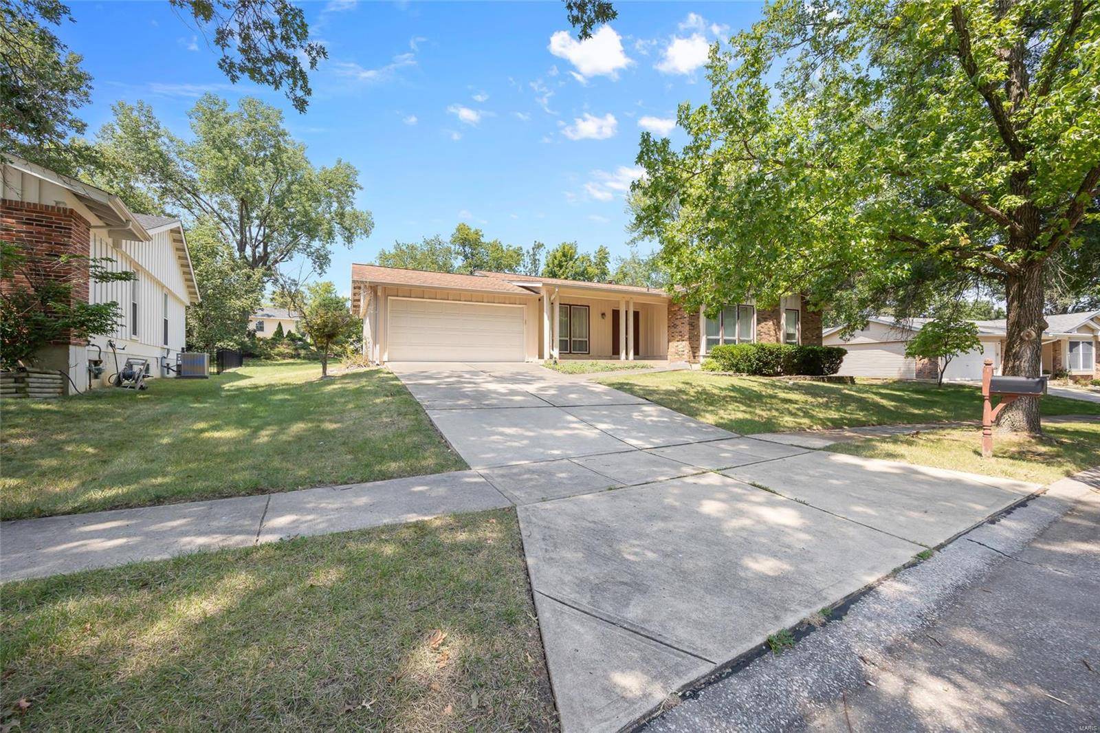 Ballwin, MO 63011,1273 Autumn Wood CIR