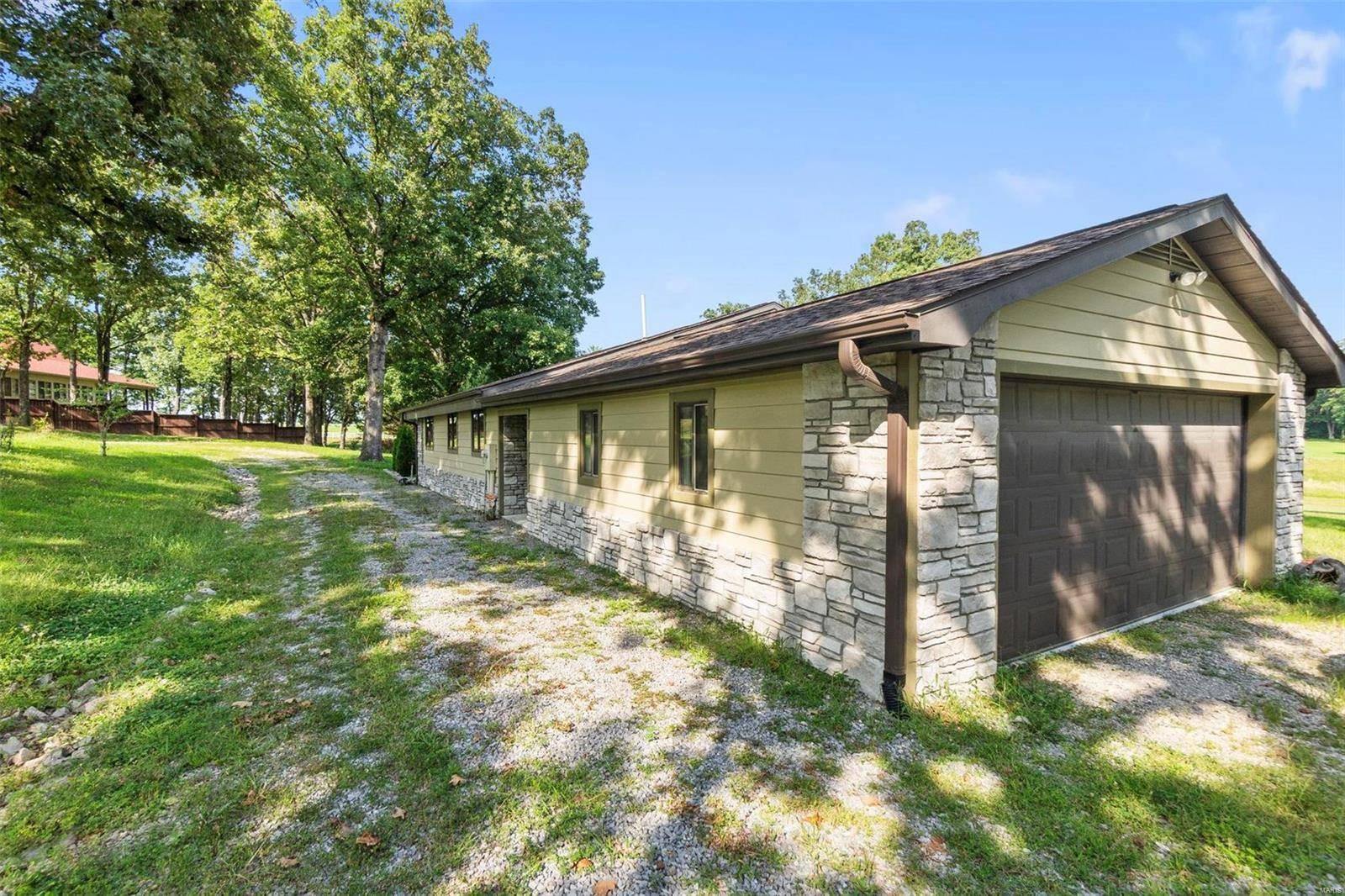 Poplar Bluff, MO 63901,266 Timber Lake TRL