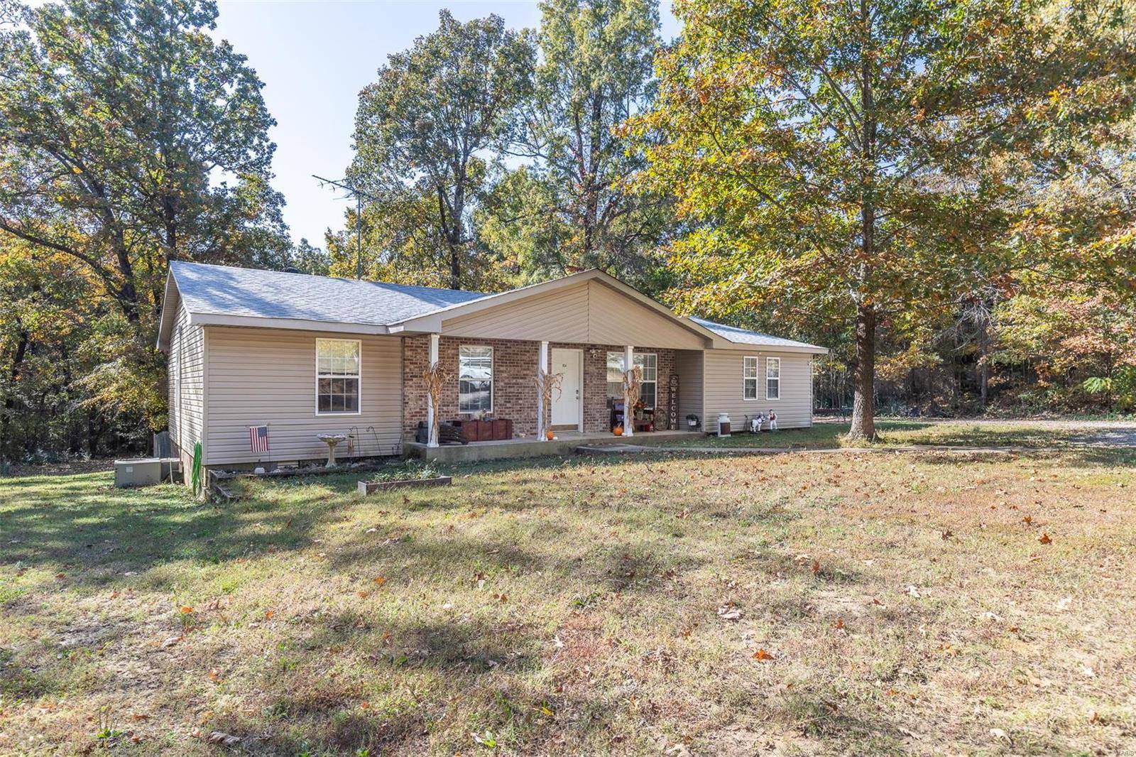 Poplar Bluff, MO 63901,954 County Road 302