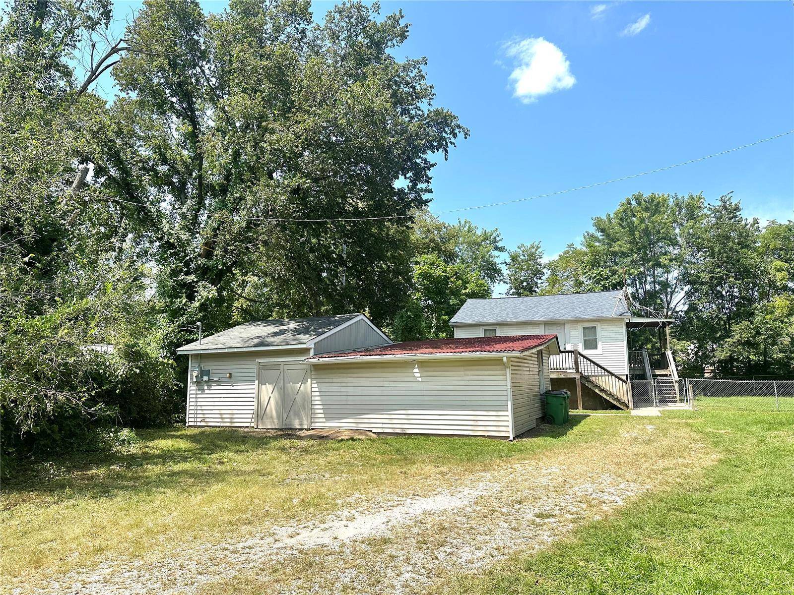 Pacific, MO 63069,412 E Frisco ST