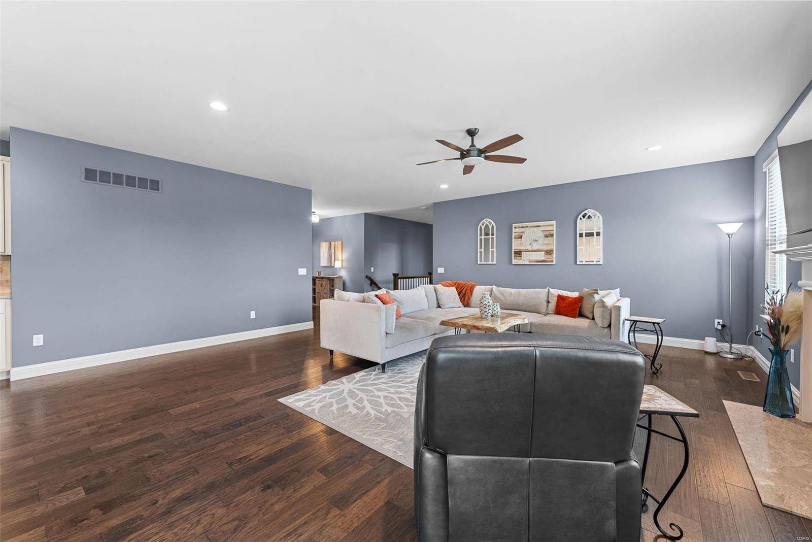 Lake St Louis, MO 63367,213 Wyndemere LN