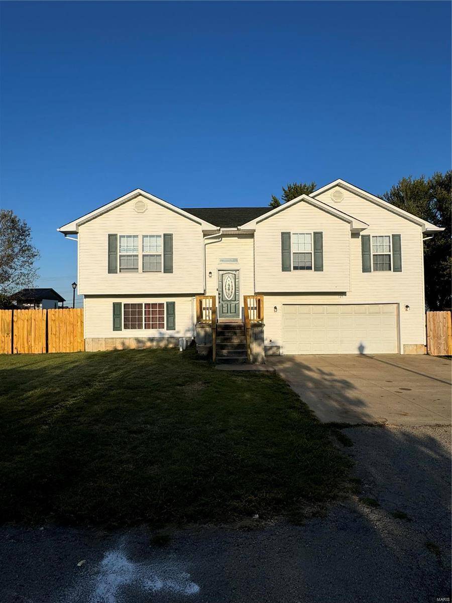 Farmington, MO 63640,121 Penny Lane