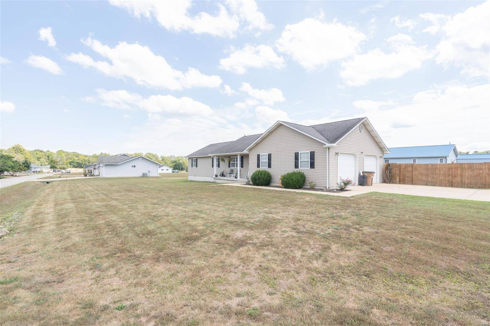 Piedmont, MO 63957,115 Dogwood Ln