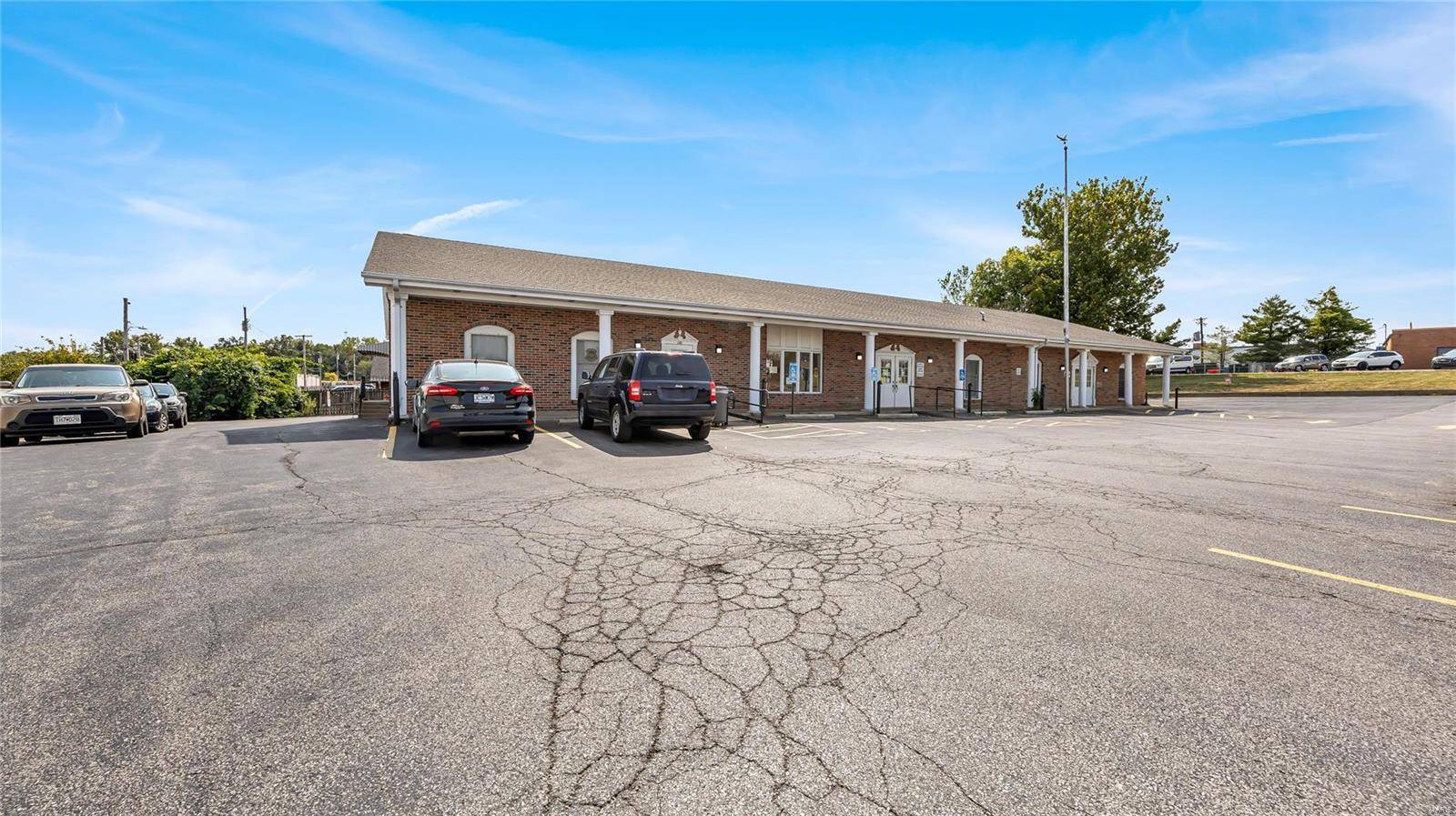 St Charles, MO 63301,2495 Raymond DR #2495-2499