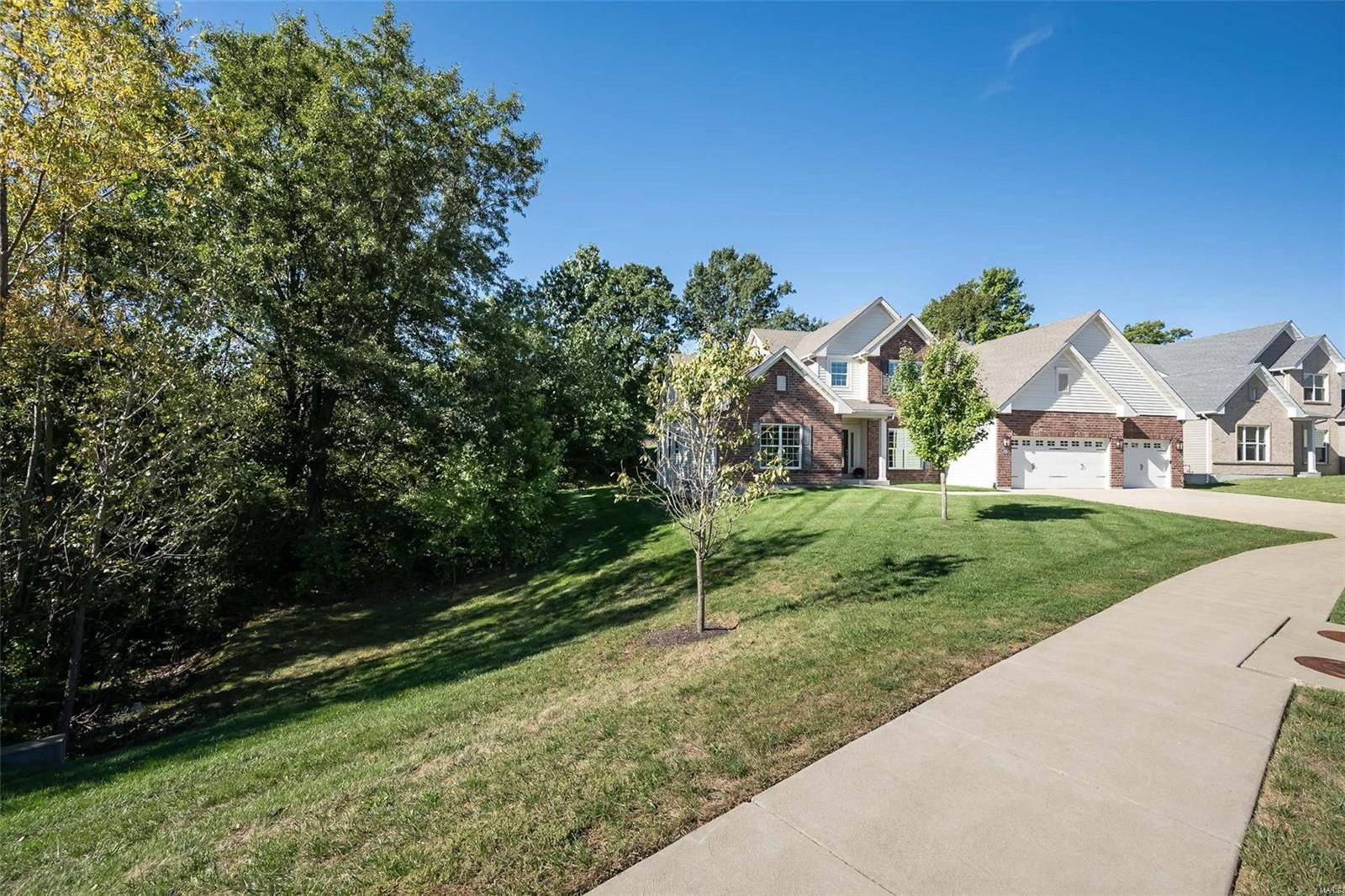 St Charles, MO 63303,2712 Brook Hill LN