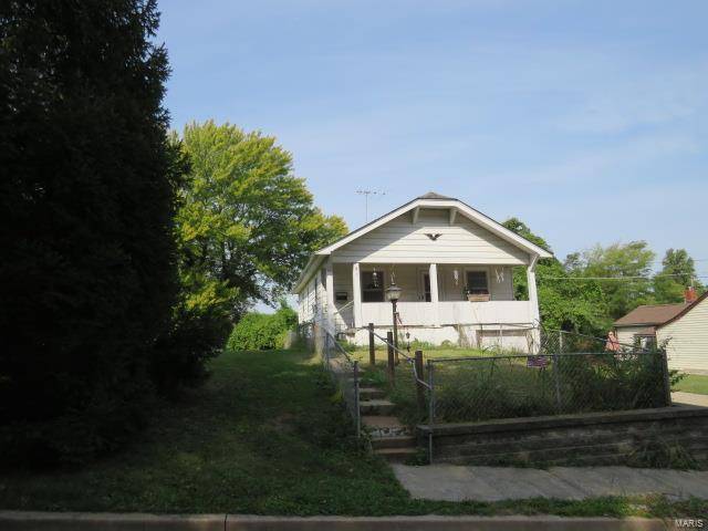 Alton, IL 62002,512 Easton ST