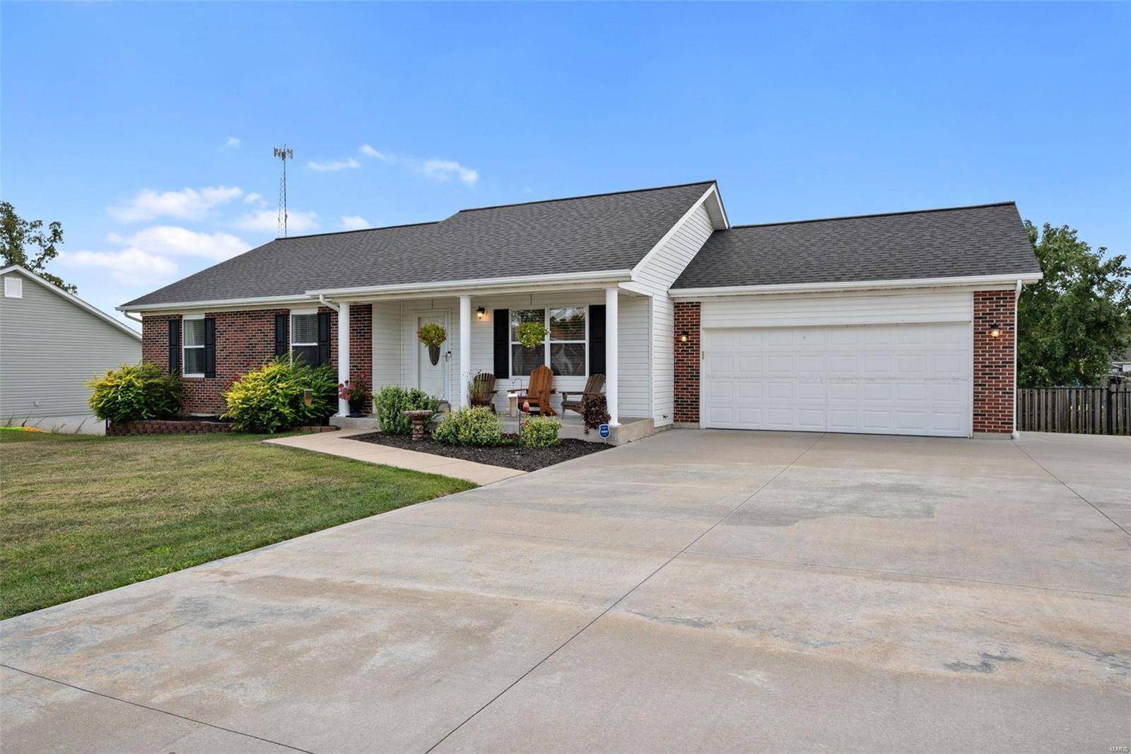 Troy, MO 63379,150 Shawn CT