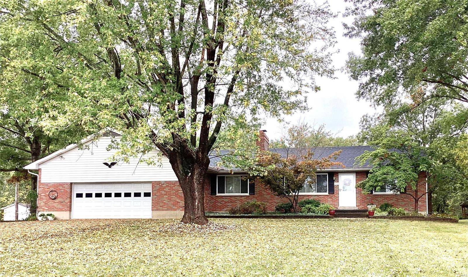 Pacific, MO 63069,3667 Twin Oaks DR