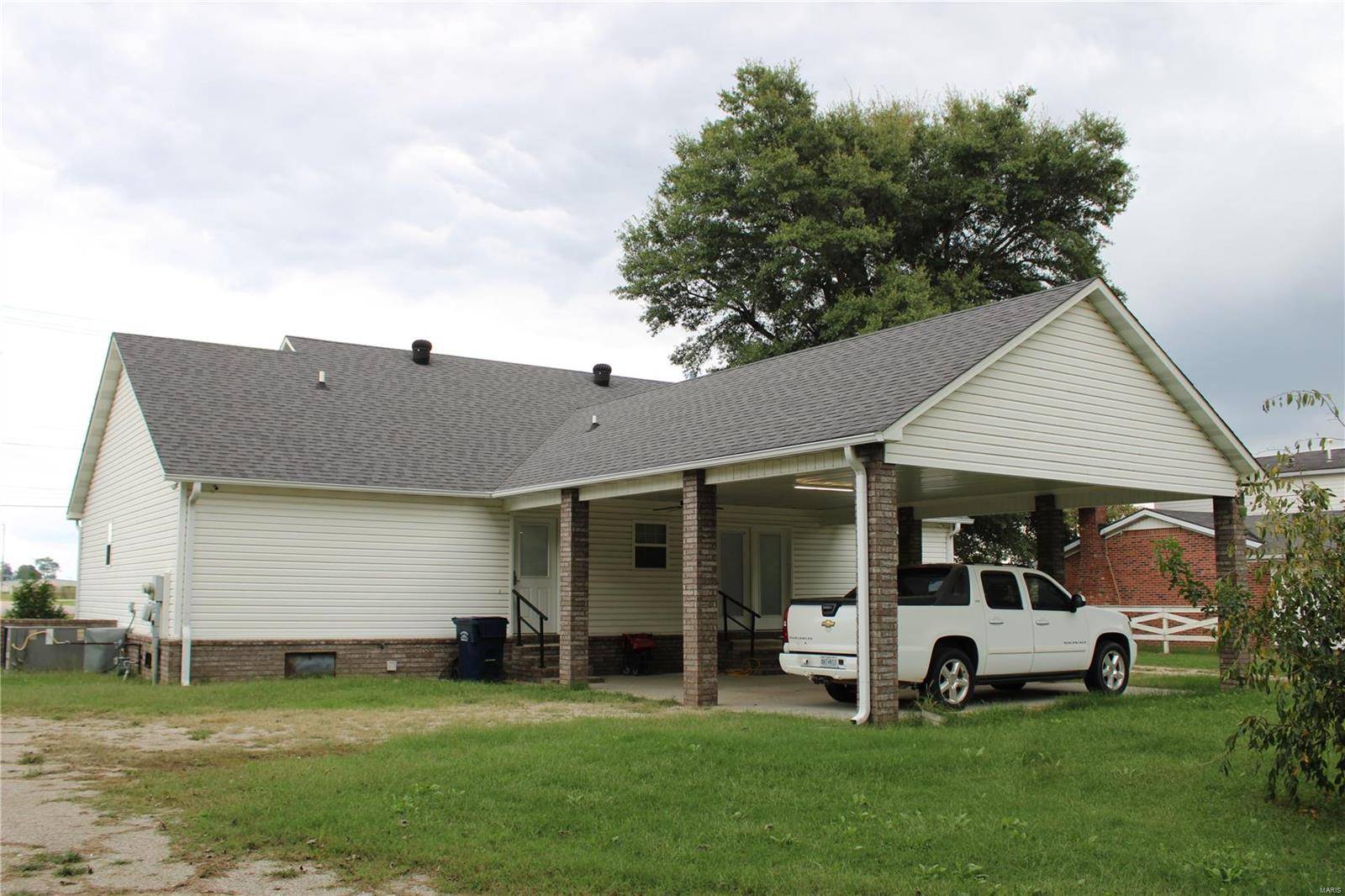 Kennett, MO 63857,1505 Ely ST