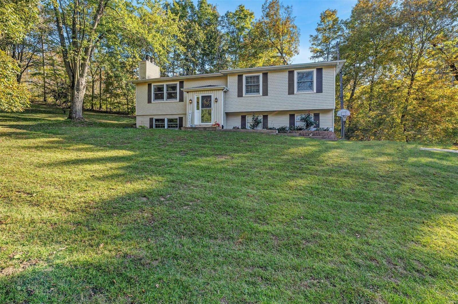 Eureka, MO 63025,144 Shady Hollow DR