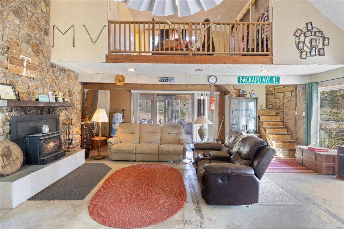 Camdenton, MO 65020,2203 State Hwy 7