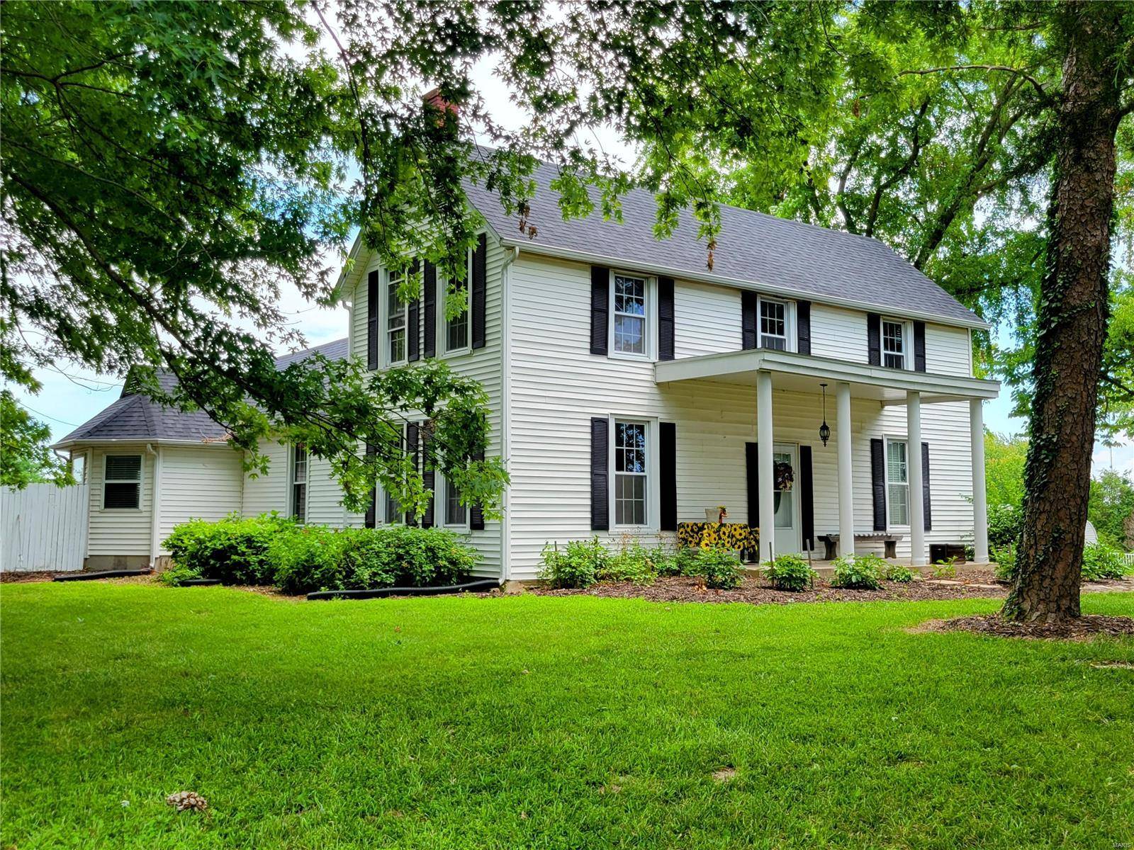 Warrenton, MO 63383,22169 NW Service RD