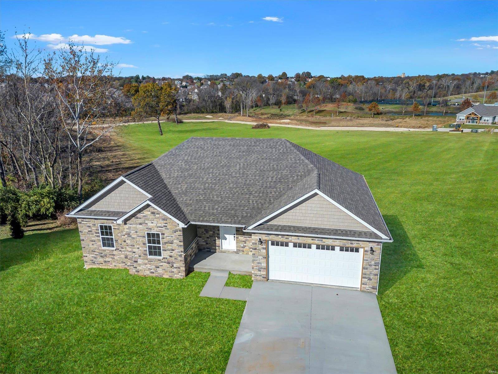 Washington, MO 63090,2217 Wind Crest CT