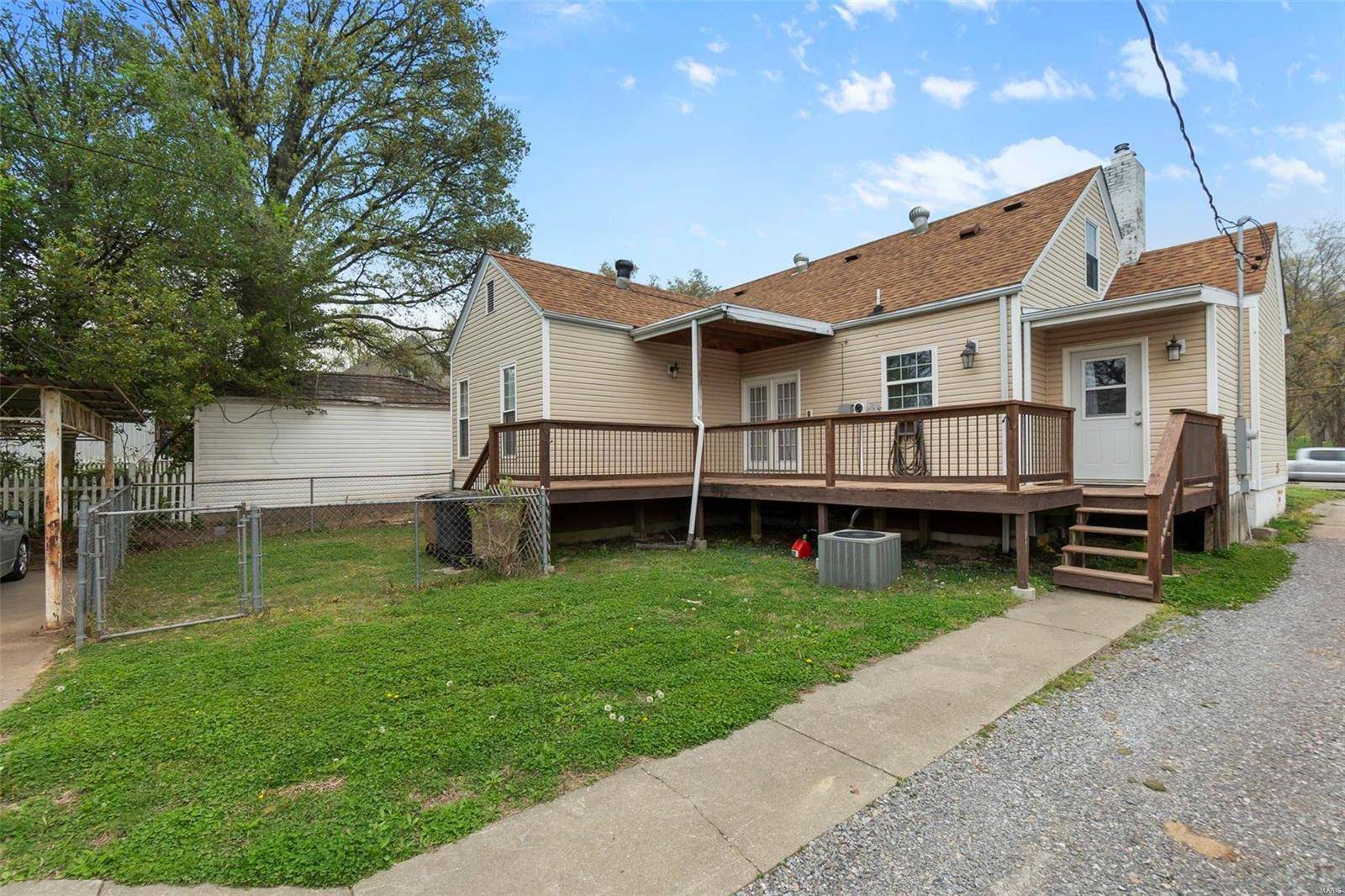 Cape Girardeau, MO 63701,623 Perry AVE