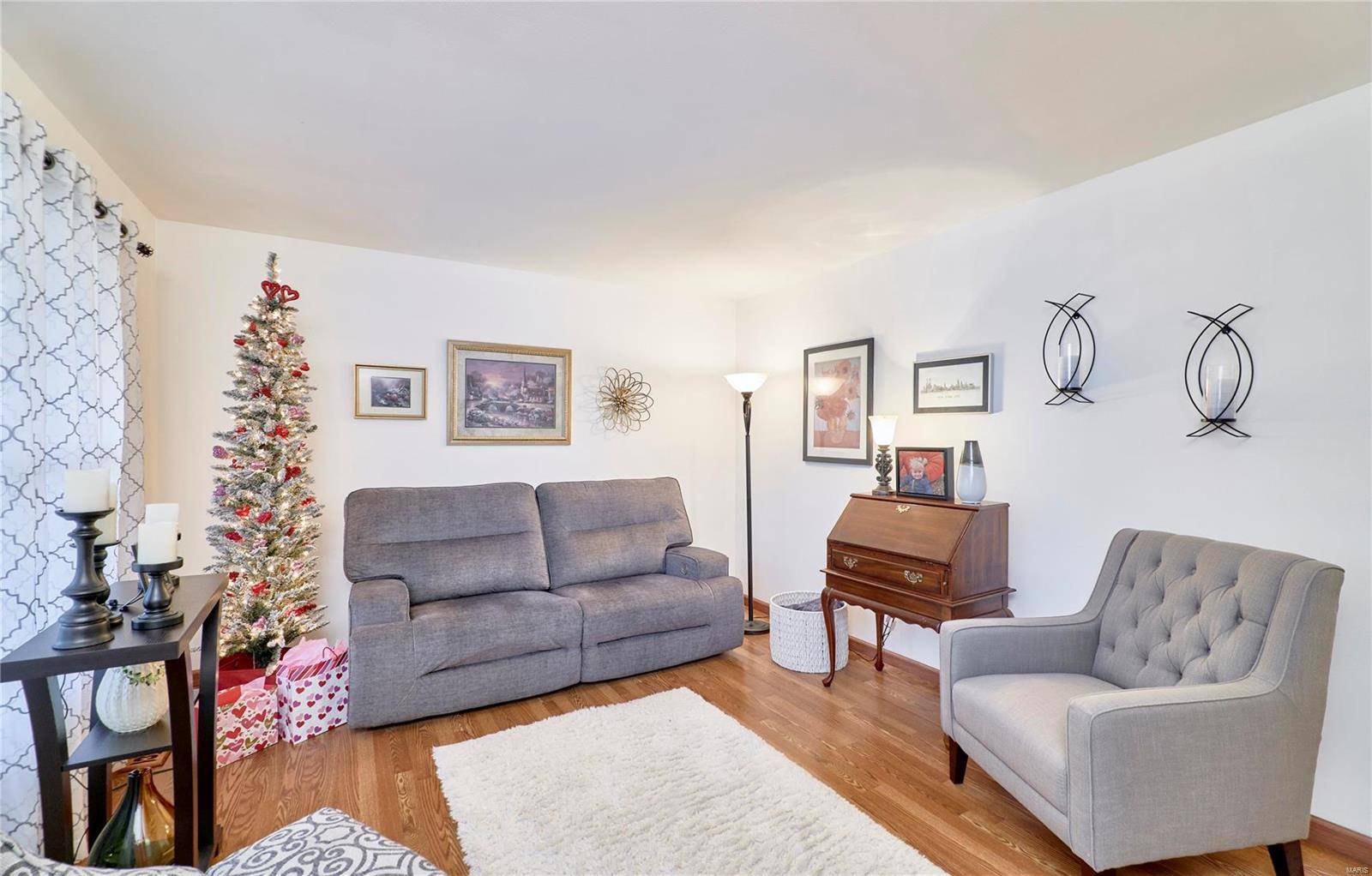 Valley Park, MO 63088,741 Tree Top Ridge DR
