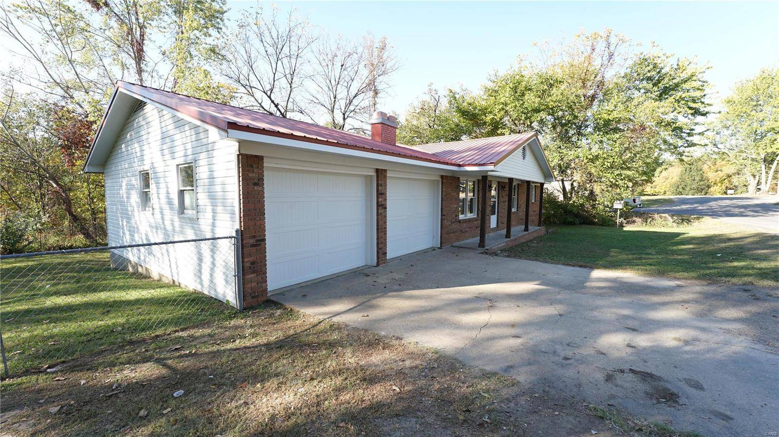 Dexter, MO 63841,15566 Horseshoe Ln