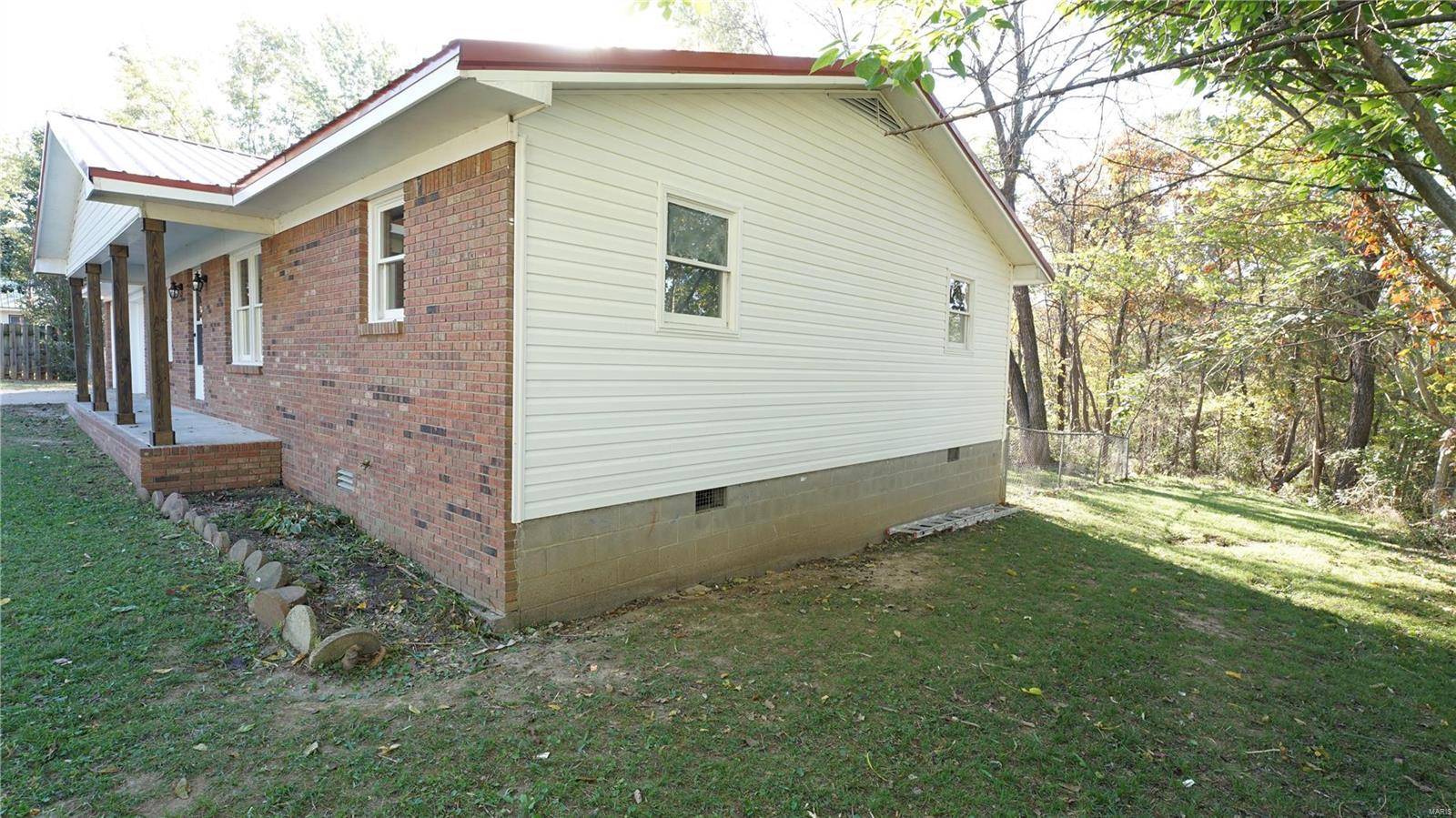 Dexter, MO 63841,15566 Horseshoe Ln