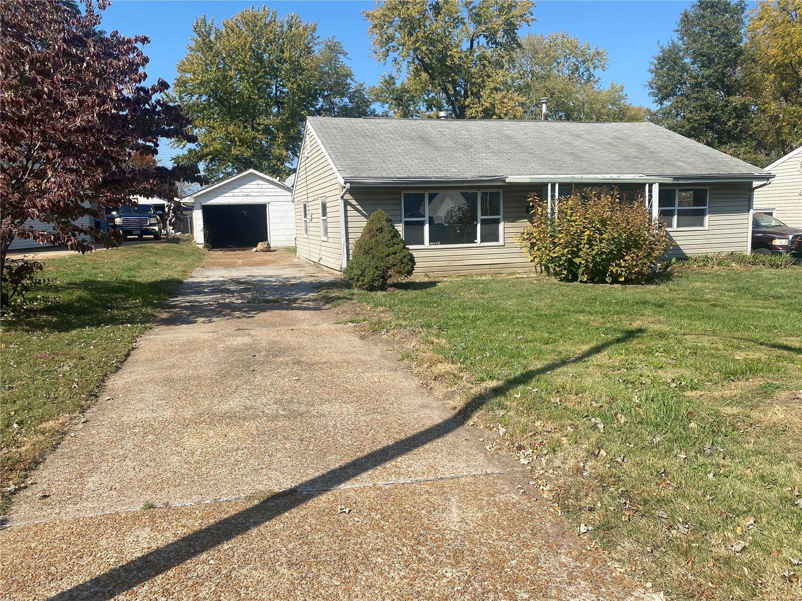 Florissant, MO 63031,15 Saint George CT