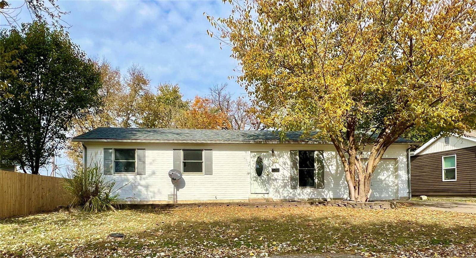 Montgomery City, MO 63361,617 Maple DR