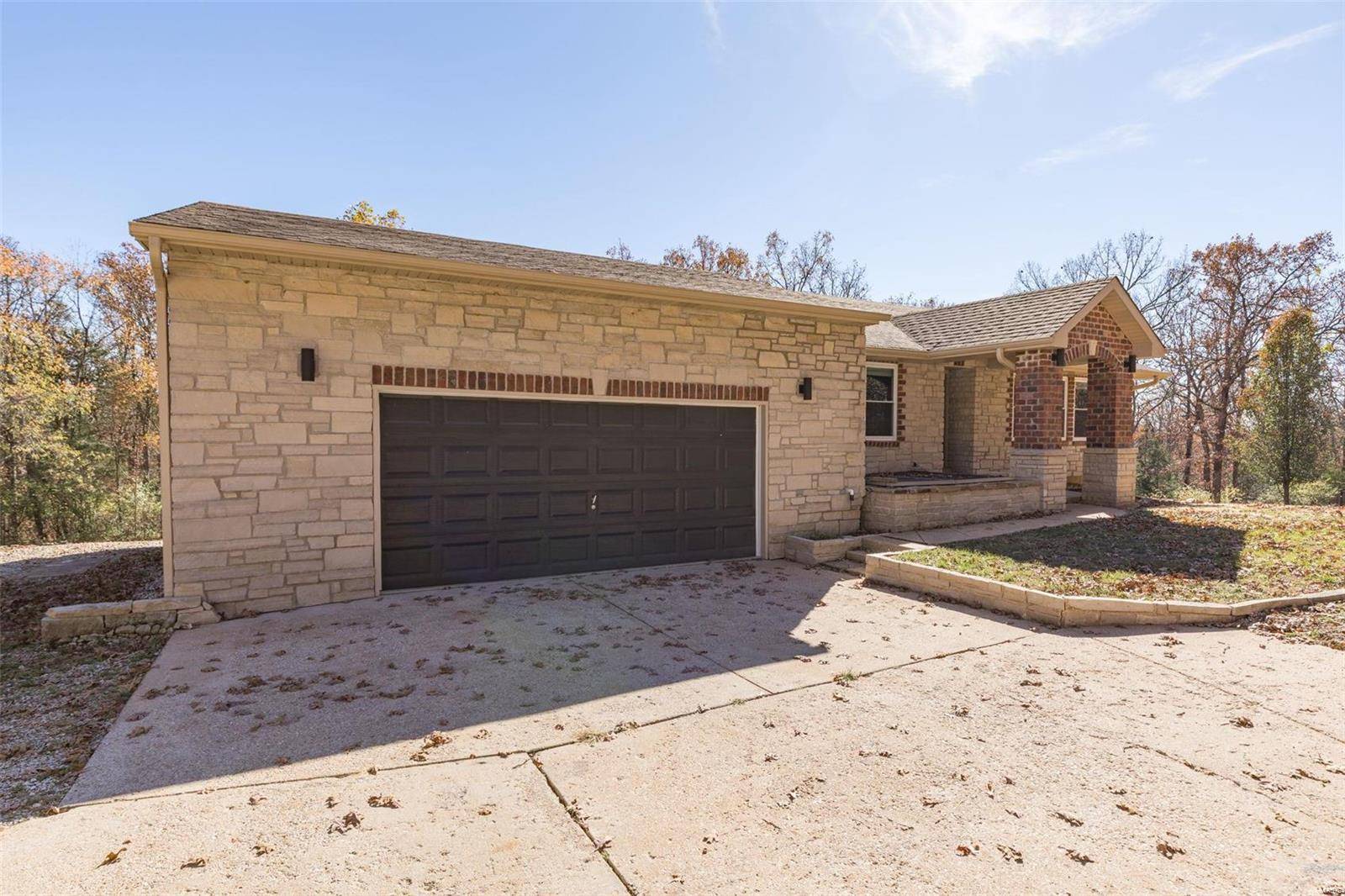 Dittmer, MO 63023,296 Pin Oaks DR