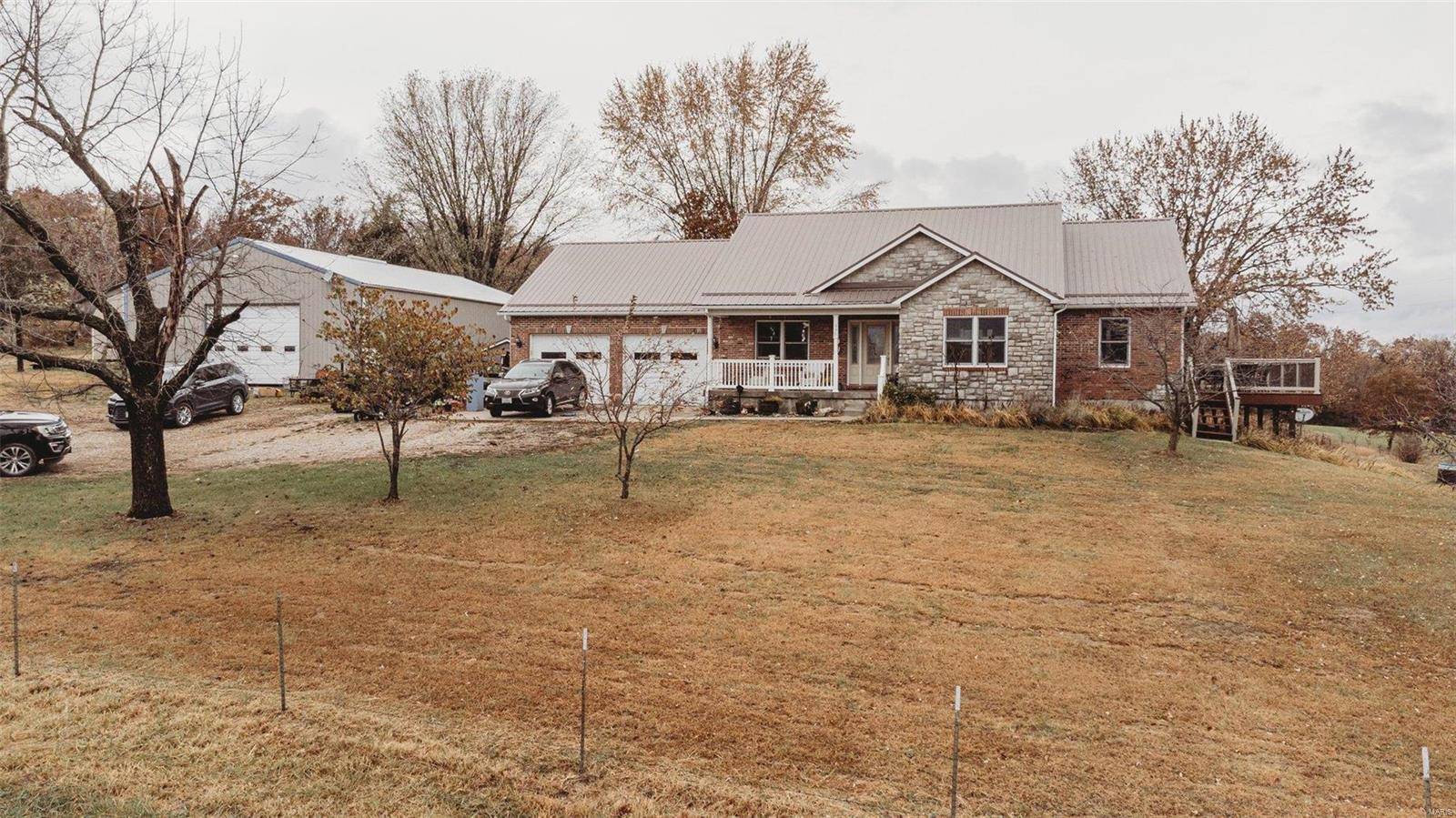 Cuba, MO 65453,375 Road Runner Ln