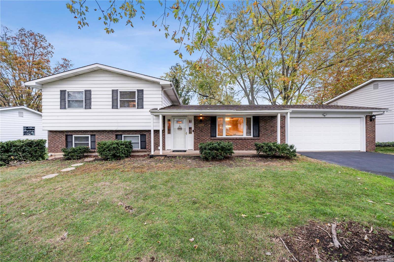 St Louis, MO 63146,1288 Bardot LN