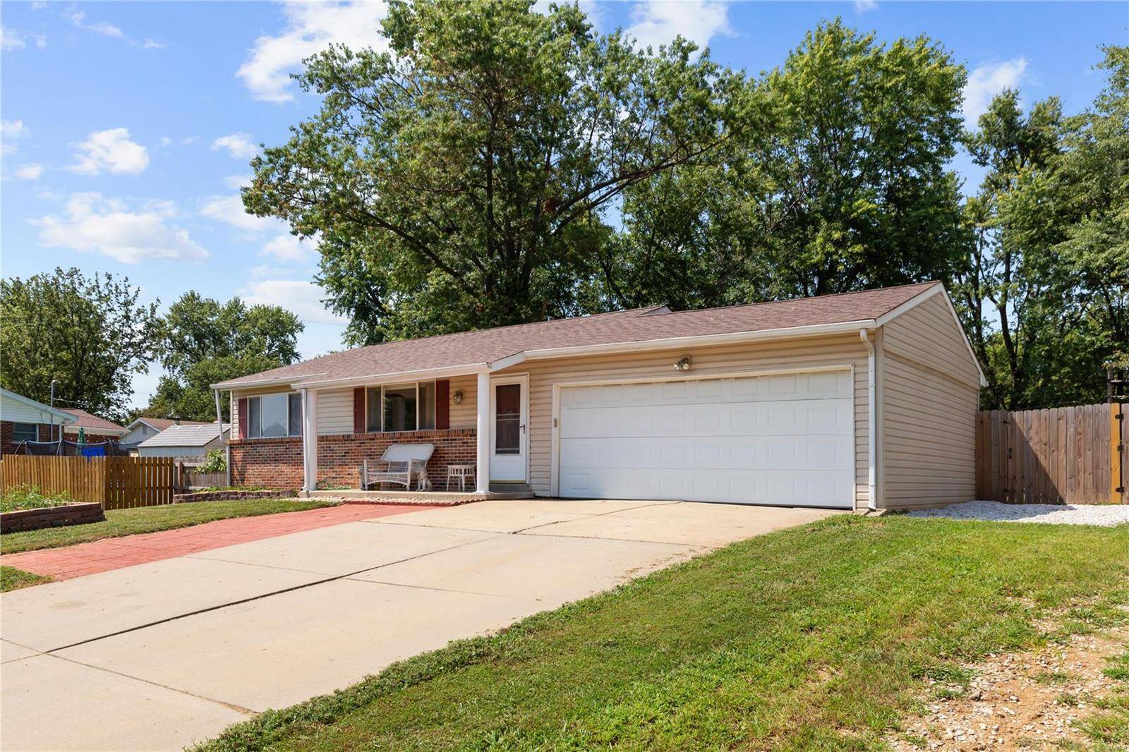 Wentzville, MO 63385,1 Hill PL