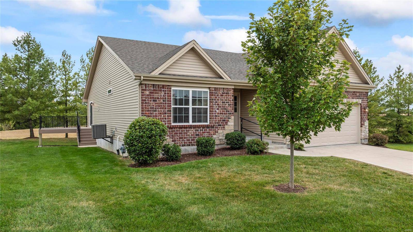 Wentzville, MO 63385,122 Cabot CT