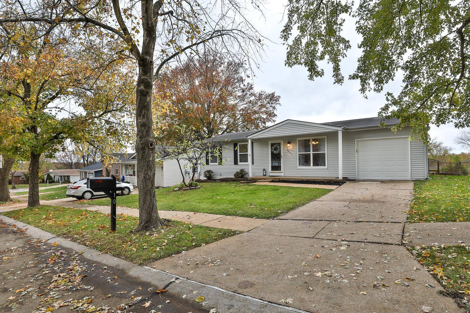 Fenton, MO 63026,1027 Nagia CT