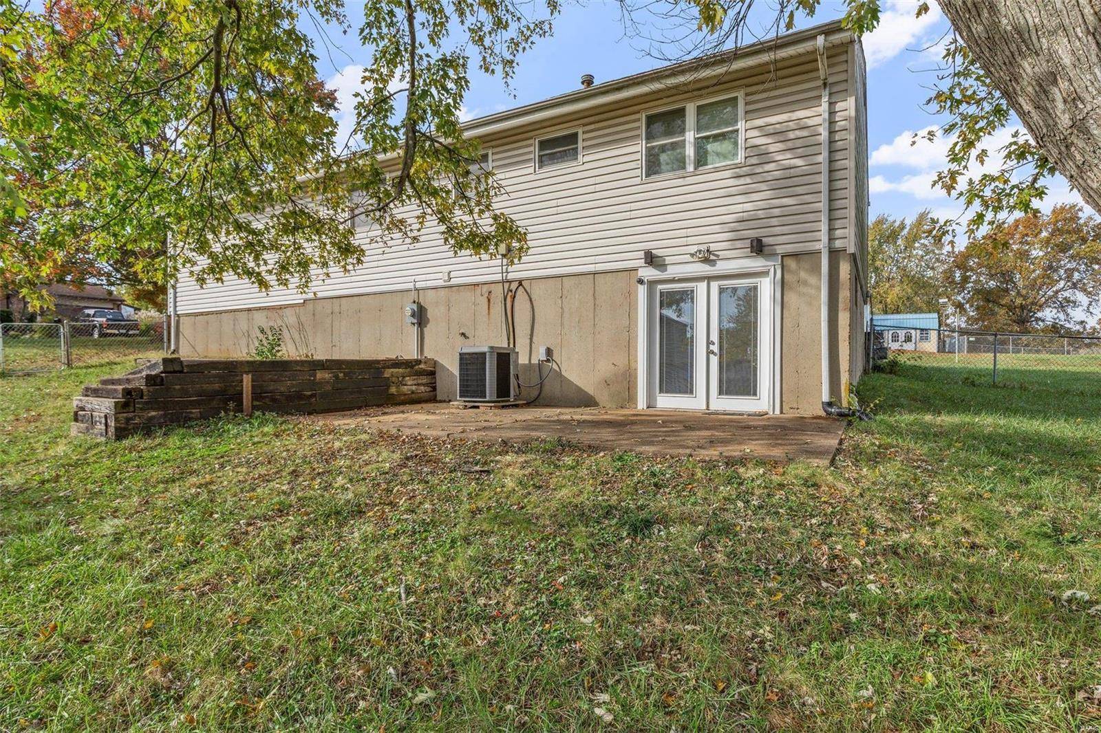 High Ridge, MO 63049,2404 Medford DR