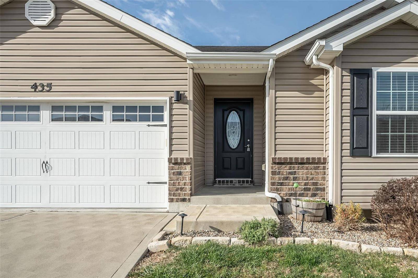 Wentzville, MO 63385,435 Honeysuckle Creek DR