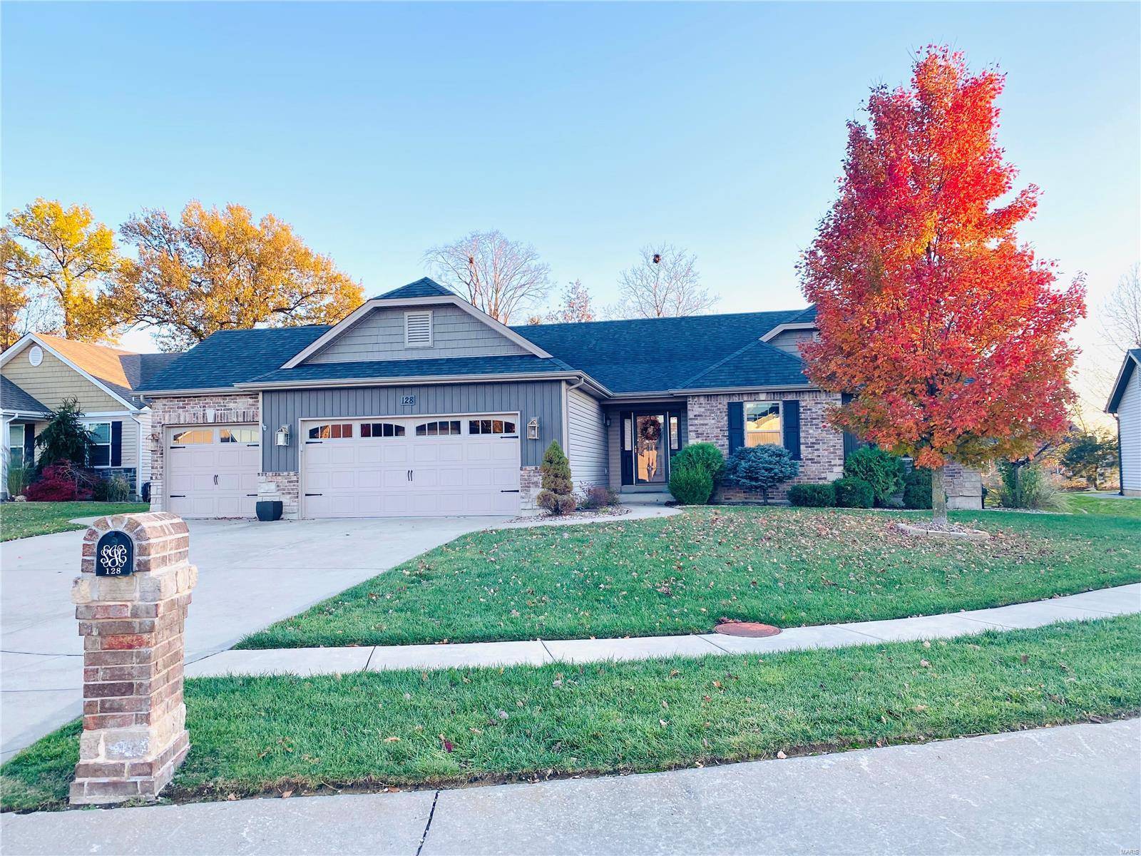 Wentzville, MO 63385,128 Albany Manor DR