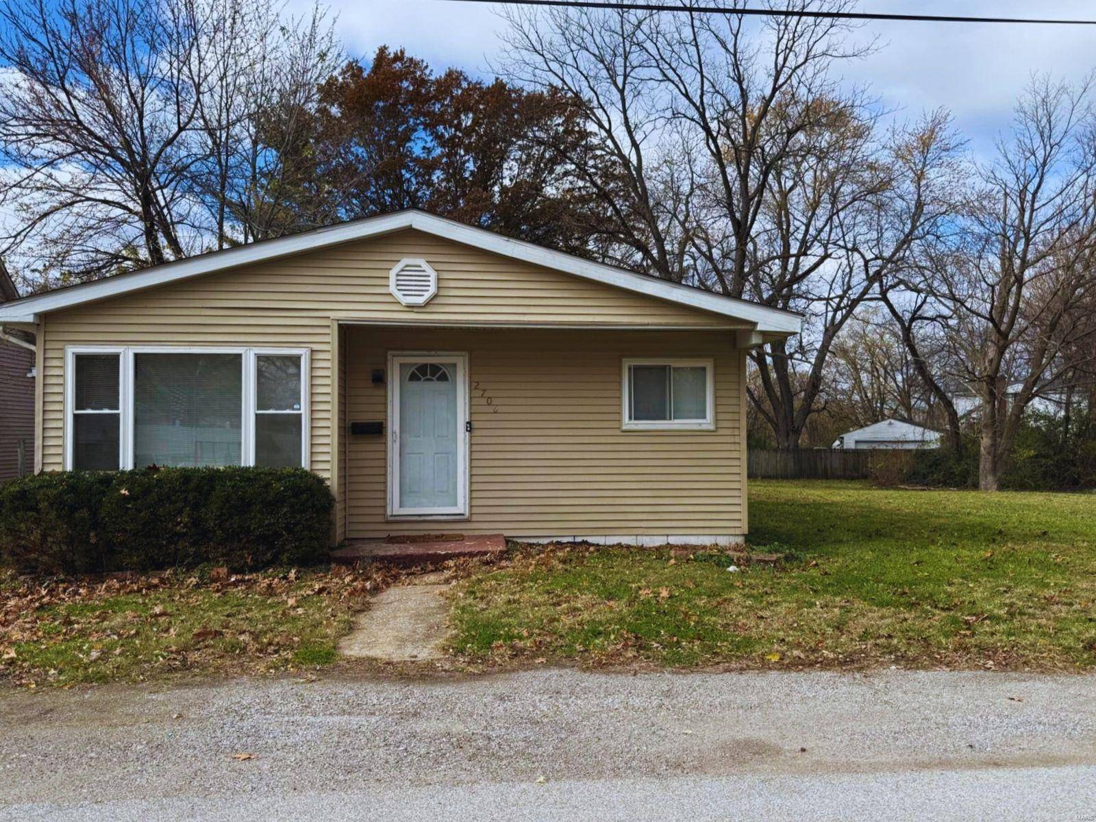 Belleville, IL 62226,2706 Godfrey ST