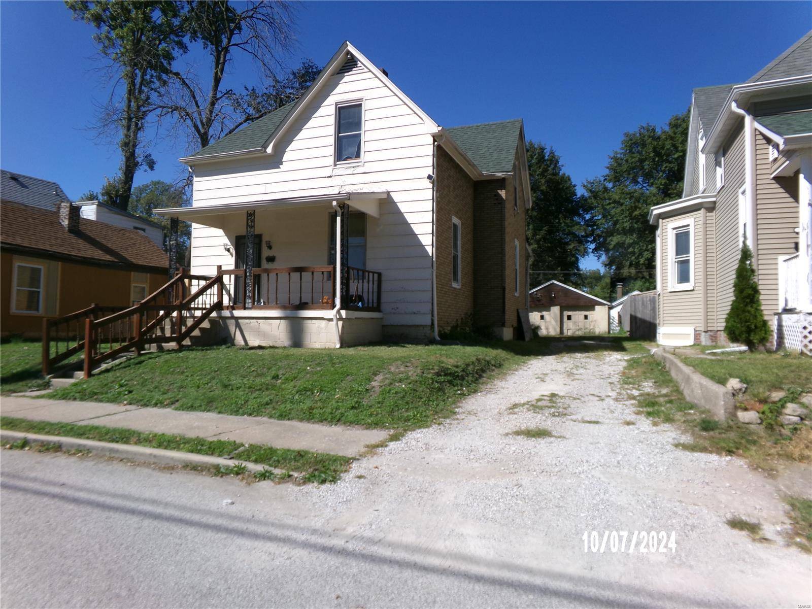 Belleville, IL 62226,421 S 20th ST