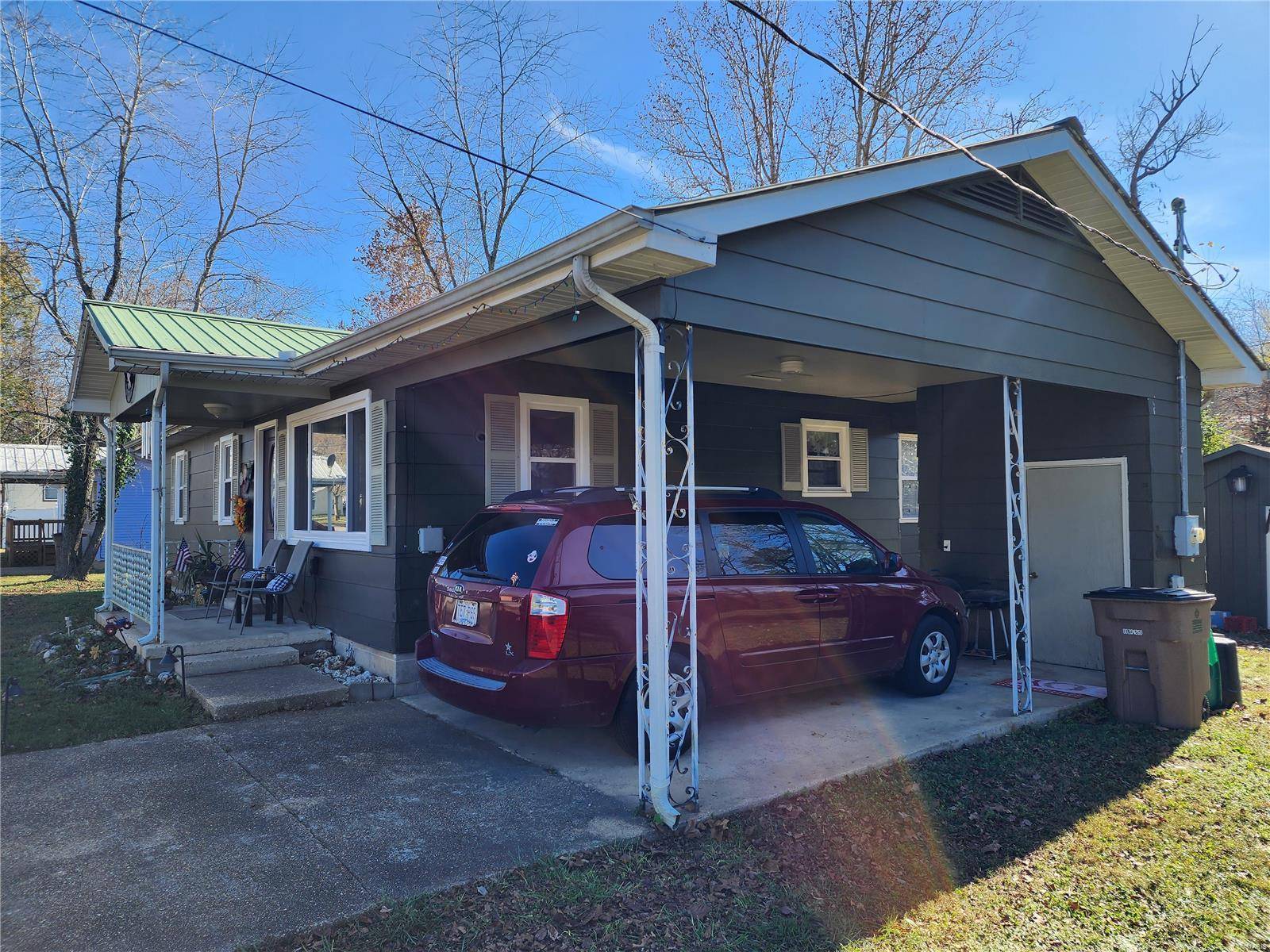 Piedmont, MO 63957,505 Bud Avenue