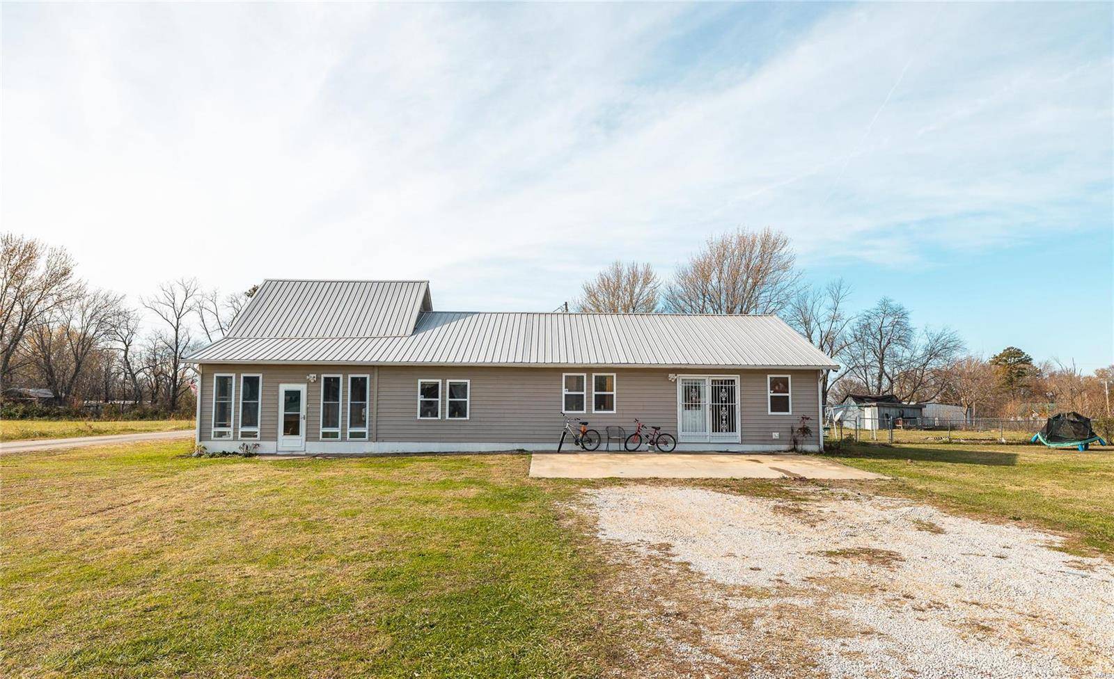 Edgar Springs, MO 65462,255 Walnut ST